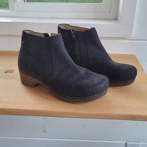 Dansko Barbara Ankle Boots size 39